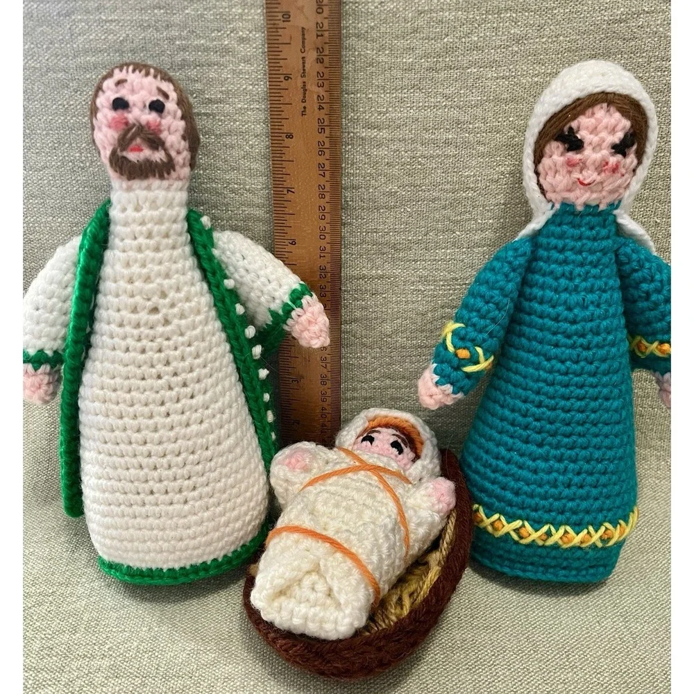 Hand Knitted Crochet Holy Family Christmas Joseph Virgin Mary Baby Jesus Manger